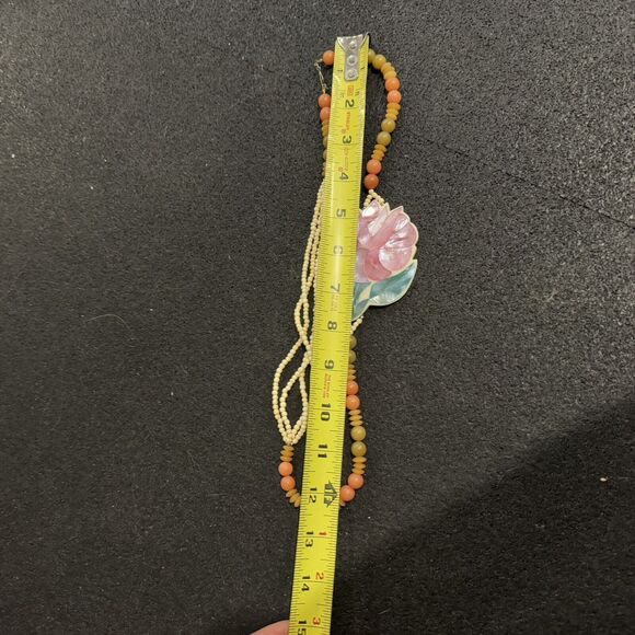 Vintage Lee Sands?? Tropical Flower, MOP Pendant Necklace Floral Statement - BUB - Picture 3 of 4
